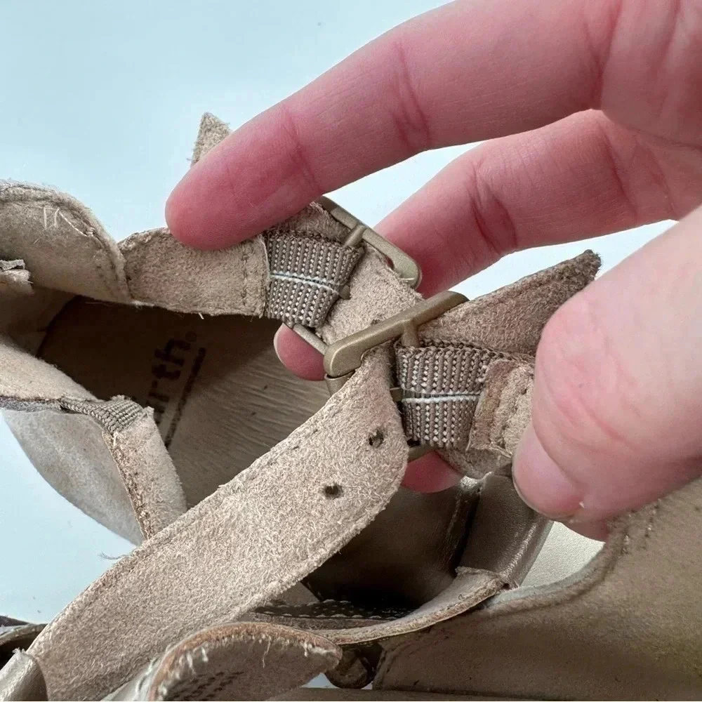 Earth womens platform sandals size 7.5 bronze leather beige suede Espadrilles
